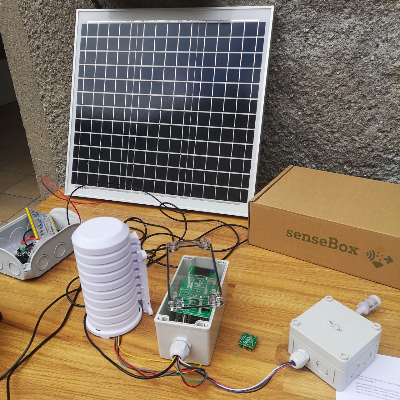 senseBox:home solarbetrieben
